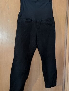GAP Maternity Black Ankle Cropped Jumpsuit Pants